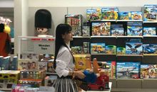 逛玩具店