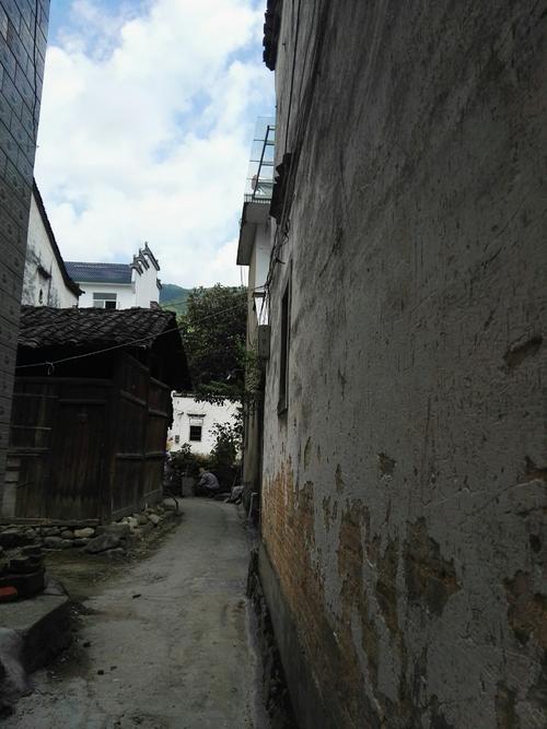 原来的家乡是一样的