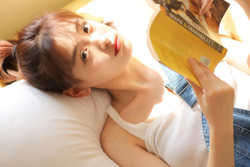 喜欢读书的姐姐