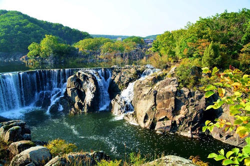 镜泊湖旅行记