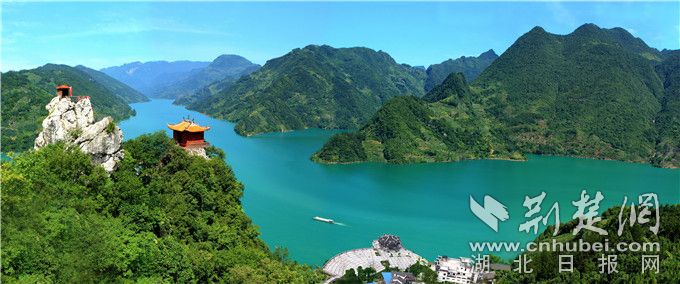 清江画廊之旅