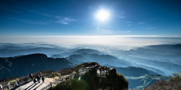 峨眉山