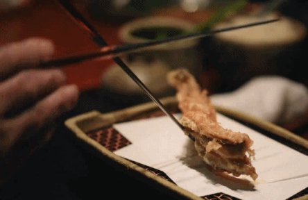 听着那个声音