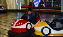 第一次玩碰碰车