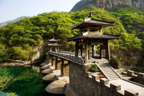 游览青龙山