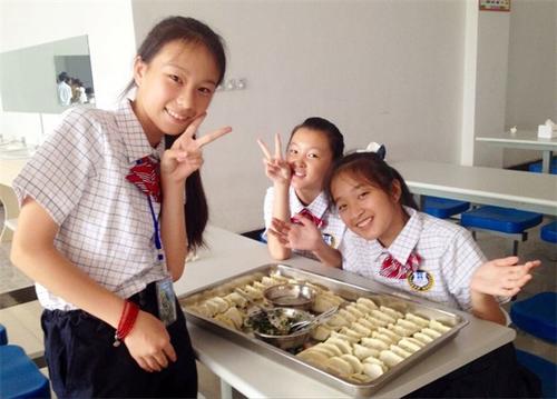 学会在周末做饺子