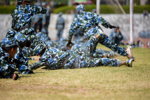 难忘的军事训练