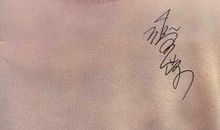 这笑，这眸，这人