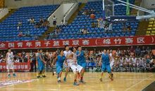 一场精彩的篮球比赛