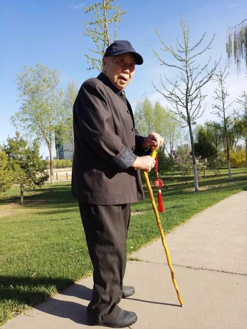 听爷爷讲过去