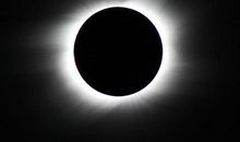 日全食