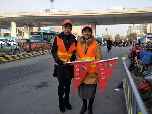 向雷锋学习需要同情