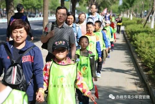 母爱泛滥