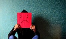 “笨蛋”加“糊涂”等于我