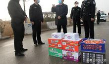 致抗战在疫情一线的医护人员