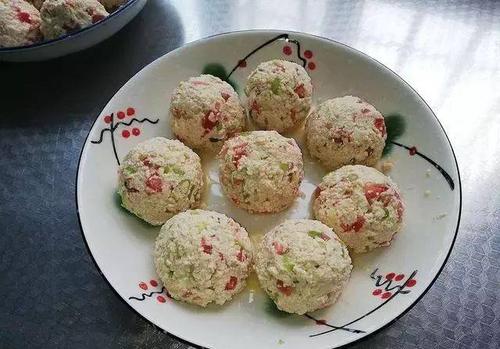 盘子？球？