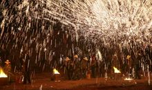 奇的“打铁花”