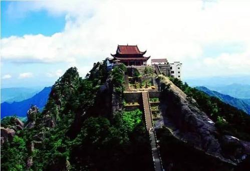 九华山