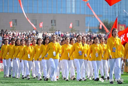 难忘而美好的学校运动会开幕式