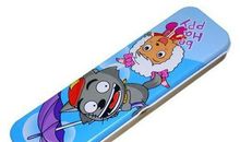 文具盒吸引了我