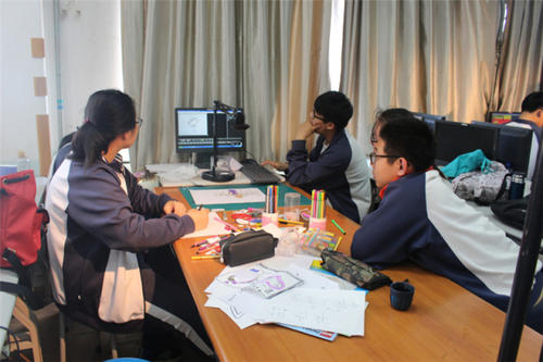 我学习，我很高兴