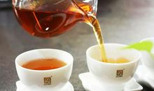 品一壶好茶，似细水长流