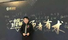 母亲是人生路上的一盏灯