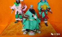 跟奶奶学做面塑