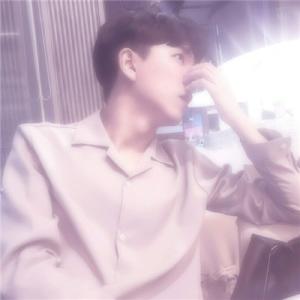 喜悦和痛苦的眼泪