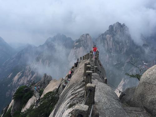 攀登黄山