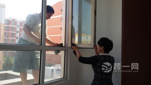 记得擦一次玻璃