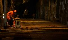 一盏路灯下的故事