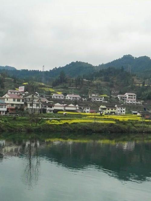 我爱家乡的山川
