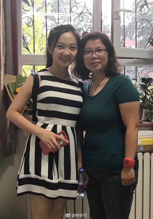 拜访小学老师