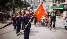 学雷锋，做有道德的人