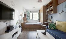 卧室里的特殊朋友