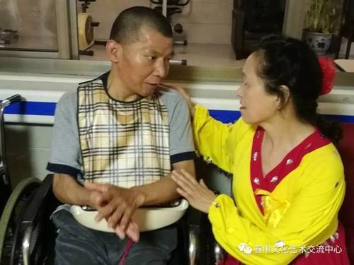 难忘的老师的眼睛