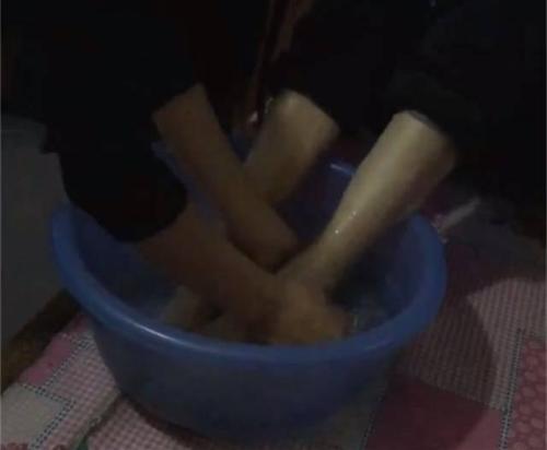 第一次洗奶奶的脚