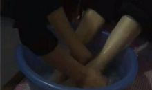 第一次帮奶奶洗脚