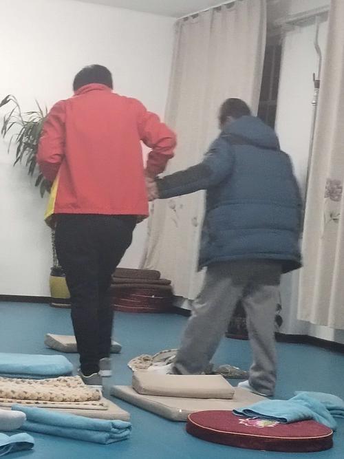 伴奏增加了师生关系