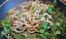 牛肉粉丝加香菜