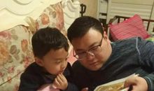 沉醉在书香的世界里