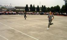 难忘的迎面接力