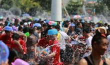西双版纳泼水节
