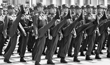 庄严的阅兵仪式