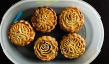 一个月饼的自述