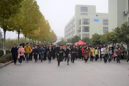 尊重老师是我们的责任