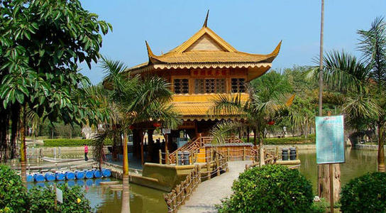 游览万竹花园