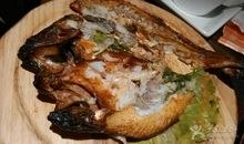 我和妈妈一起做烤鱼