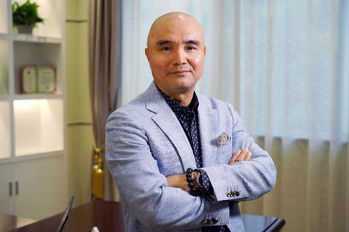 涅rv重生，翅膀像凤凰一样展开